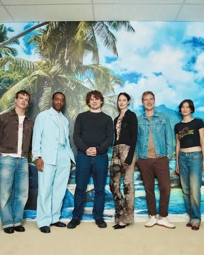 Backrooms Cast Hair Transplant Guide: Chiwetel Ejiofor, Mark Duplass