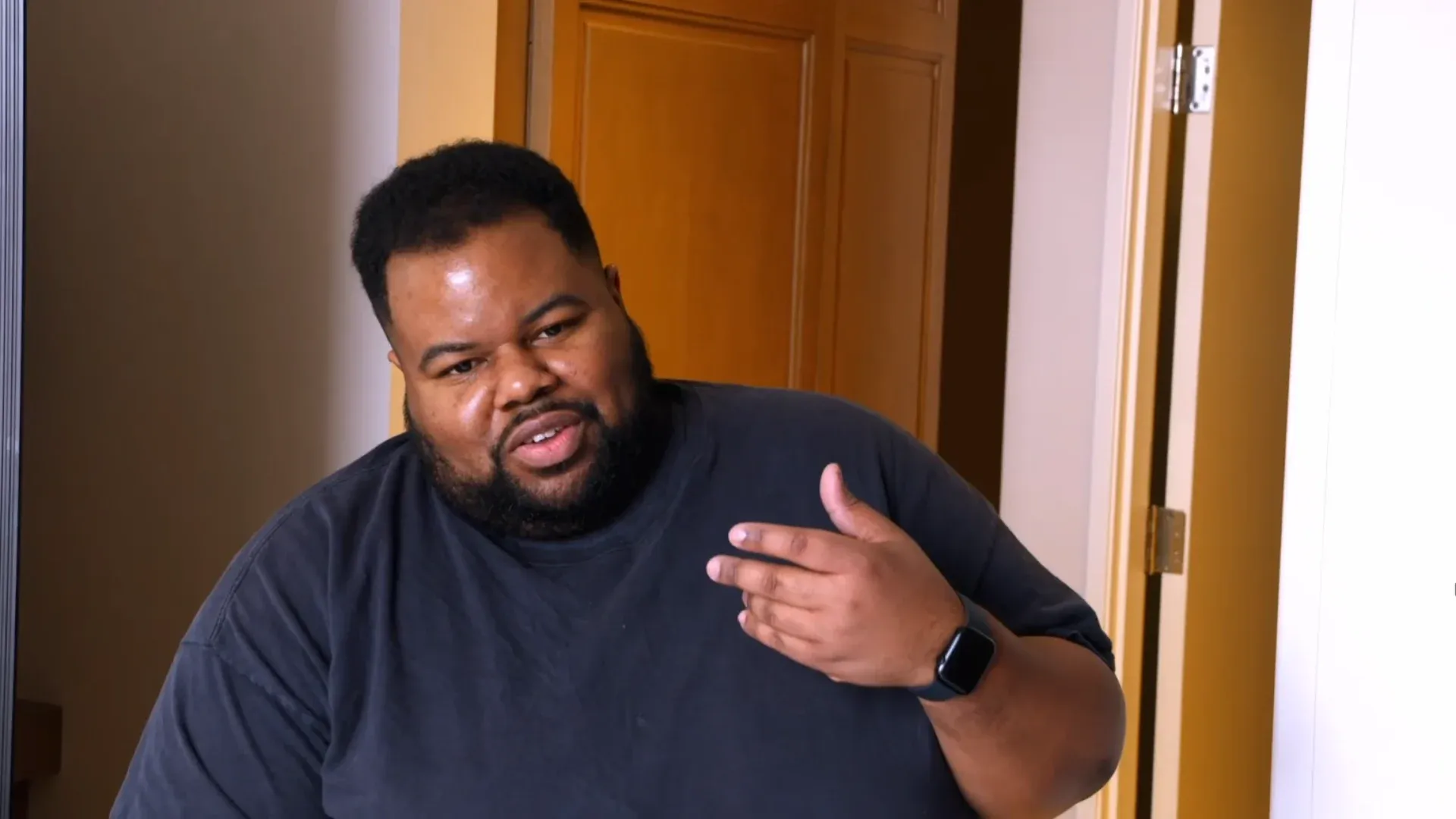 Tyray Mollett Hair Transplant: Inside the 90 Day Fiance Star  Total Transformation